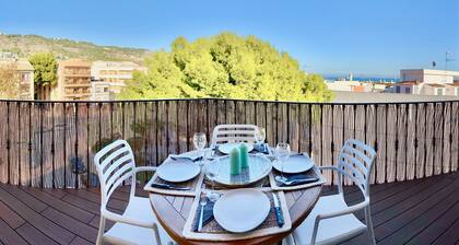 Appartement de luxe avec vue magnifique sur la mer de la baie de Javea à proximité des services et des plages