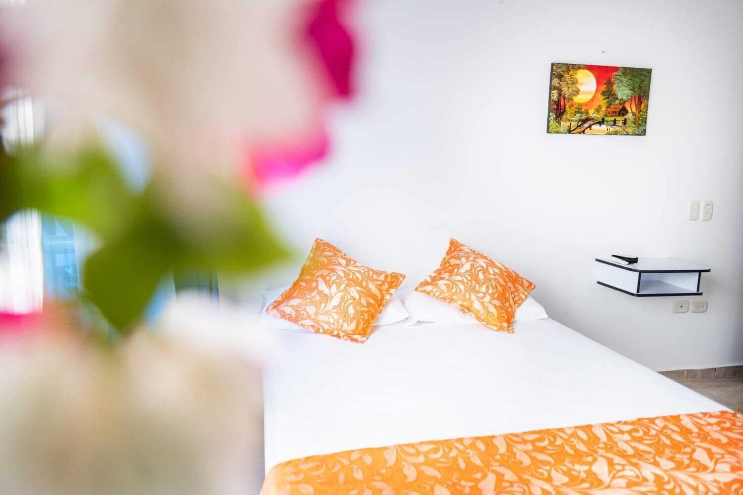 Kahden hengen deluxe-huone, 1 parisänky | Ilmainen Wi-Fi, vuodevaatteet