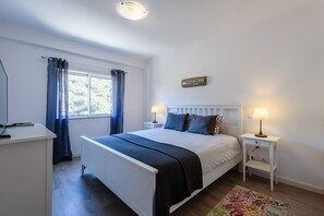 3 bedrooms, free WiFi, bed sheets