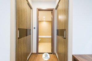 Interior entrance - Quinn Housing Vinhomes Metropolis (Hanoi)