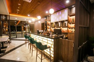 Bar (en la propiedad)