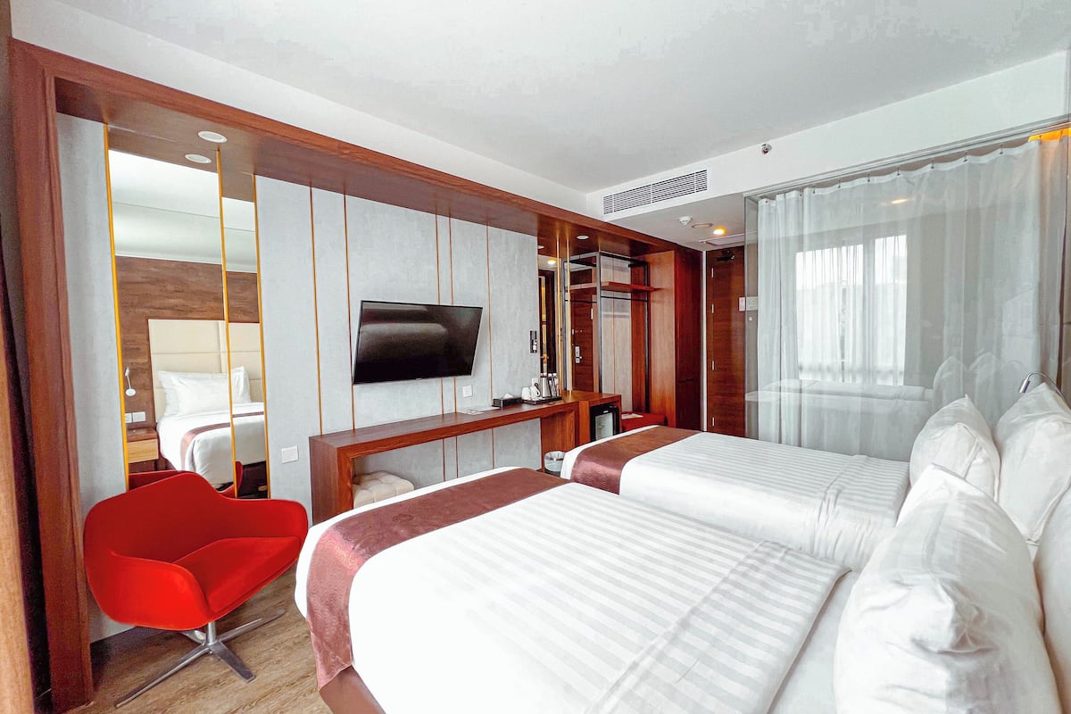 1 habitación, minibar y caja de seguridad en la habitación