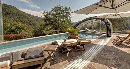 Villa DeiMori LaMassa Exclusive use heated pool