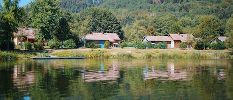 المنشأة من الخارج