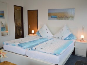 1 Schlafzimmer, Reisekinderbett, WLAN