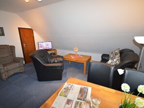 Unclassified image, 4 of 17, button