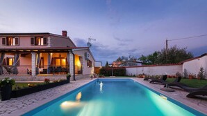 Unclassified image, 4 of 47, button - Villa Iva & Mia (Porec)
