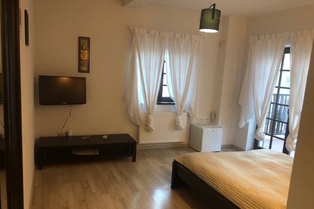 Classic Double Room | Free WiFi, bed sheets, wheelchair access