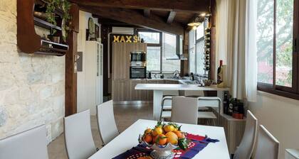 Panoramic Villa with PRIVATE POOL and Modern Comforts in Ragusa Ibla