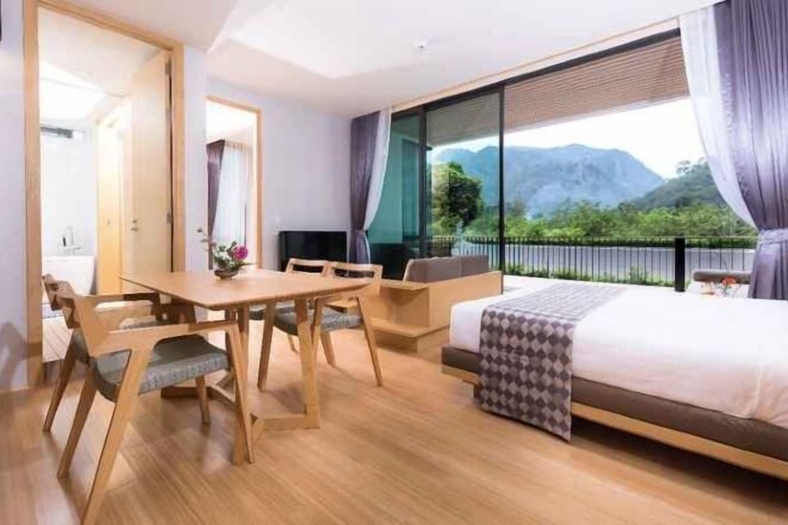 Individueel gedecoreerd, geluiddichte muren, gratis wifi, beddengoed