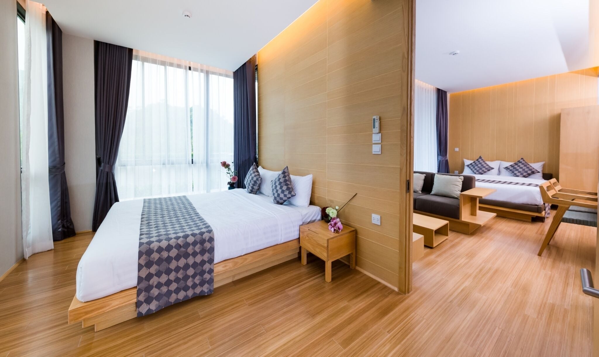 Individually decorated, soundproofing, free WiFi, bed sheets