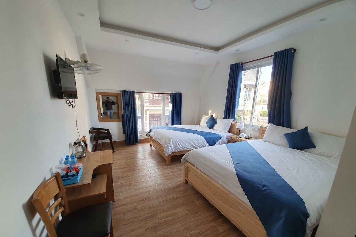 Shared Dormitory | Free WiFi