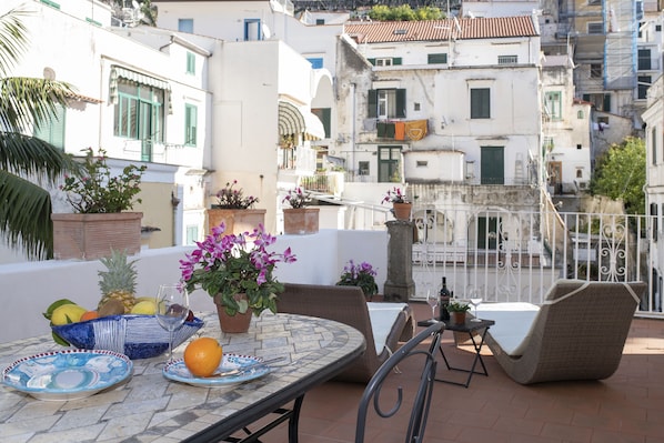 Deluxe Double Room (Room 2) | Terrace/patio - Palazzo Gargano (Amalfi)