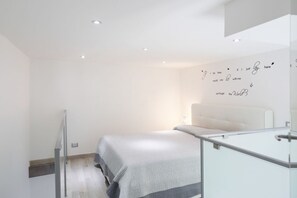 1 bedroom, iron/ironing board, WiFi, bed sheets - Cute flat in the heart of Monopoli (Monopoli)