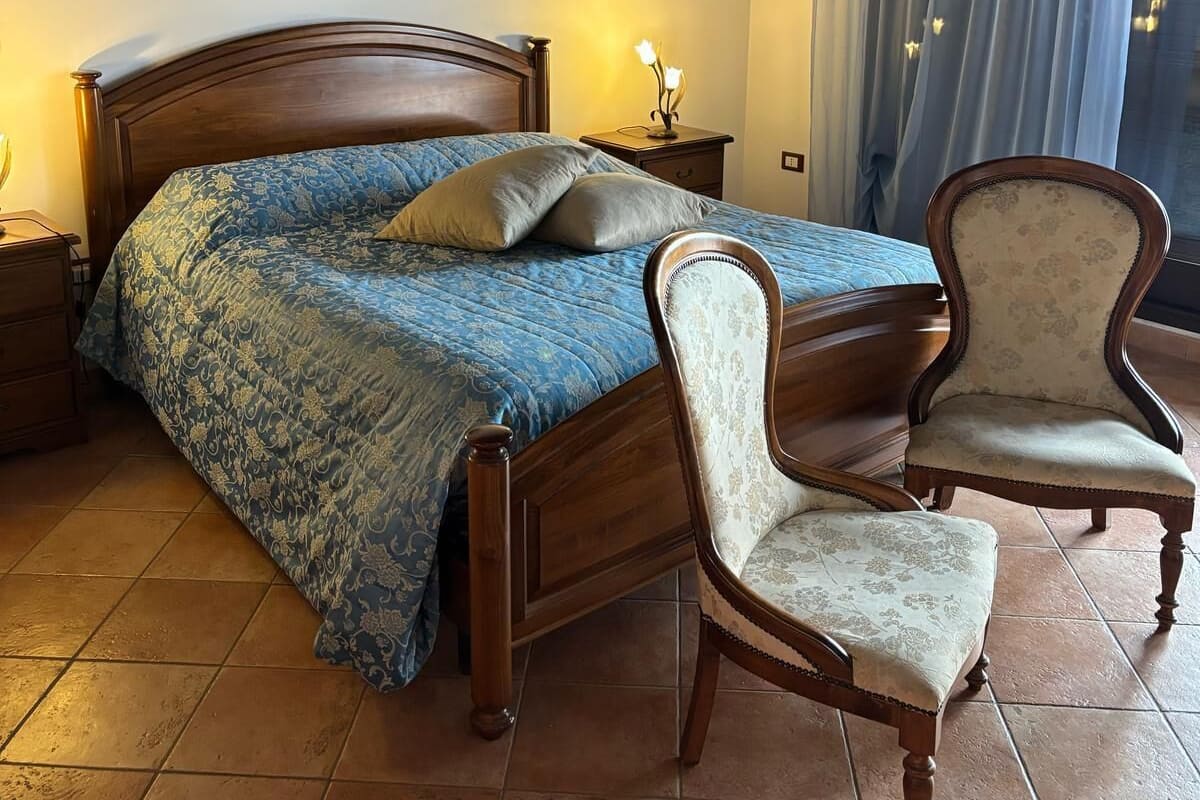 Exclusieve kamer, niet-roken, in toren | Bedden met traagschuimmatras, een minibar, een bureau