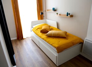 4 chambres, bureau, fer et planche à repasser, Wi-Fi gratuit