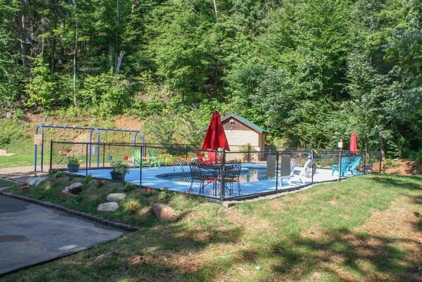 Cabane, 2 chambres | Piscine