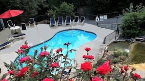 Cabane, 2 chambres | Piscine