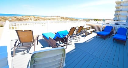 Ocean Club 4011 4 Bedroom Townhouse by RedAwning