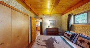 3 chambres, fer et planche à repasser, Wi-Fi gratuit, draps fournis