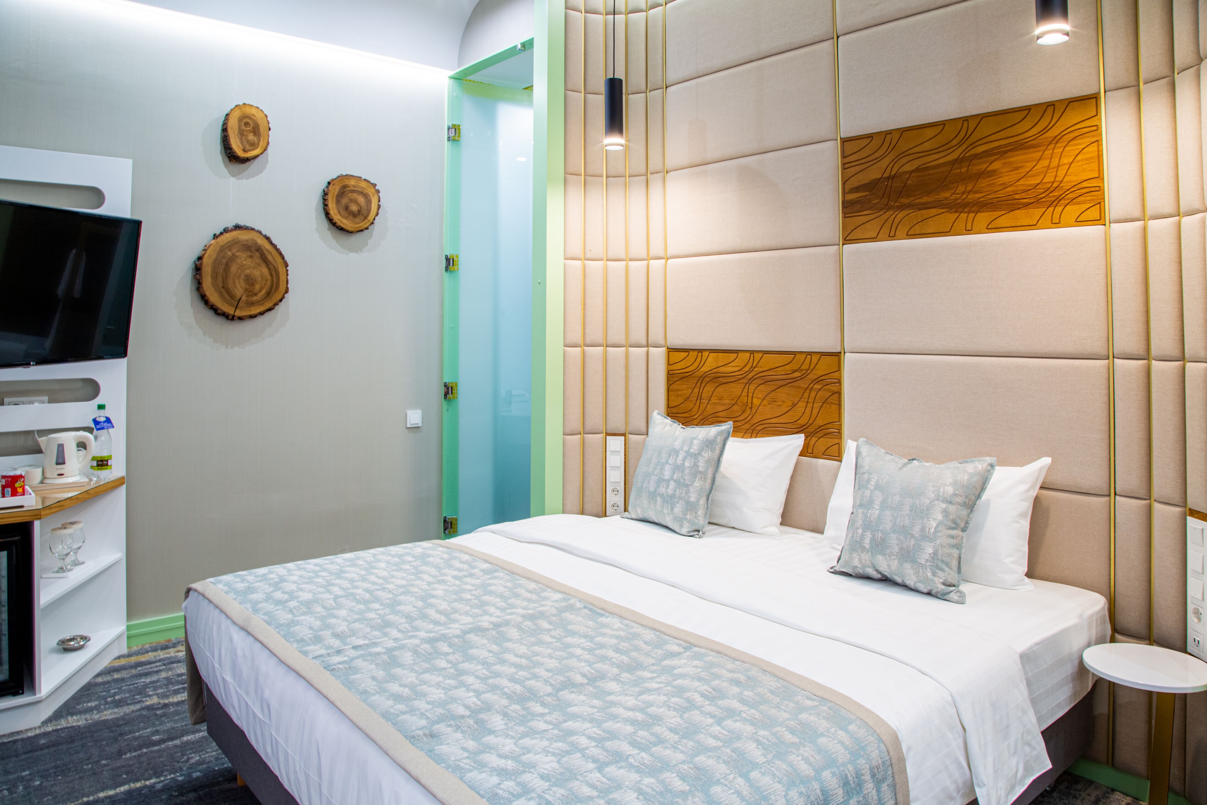 standard double or twin room | hypo-allergenic bedding, minibar, in-room safe, blackout curtains