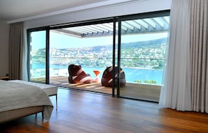 2 Schlafzimmer, hochwertige Bettwaren, Zimmersafe, individuell dekoriert