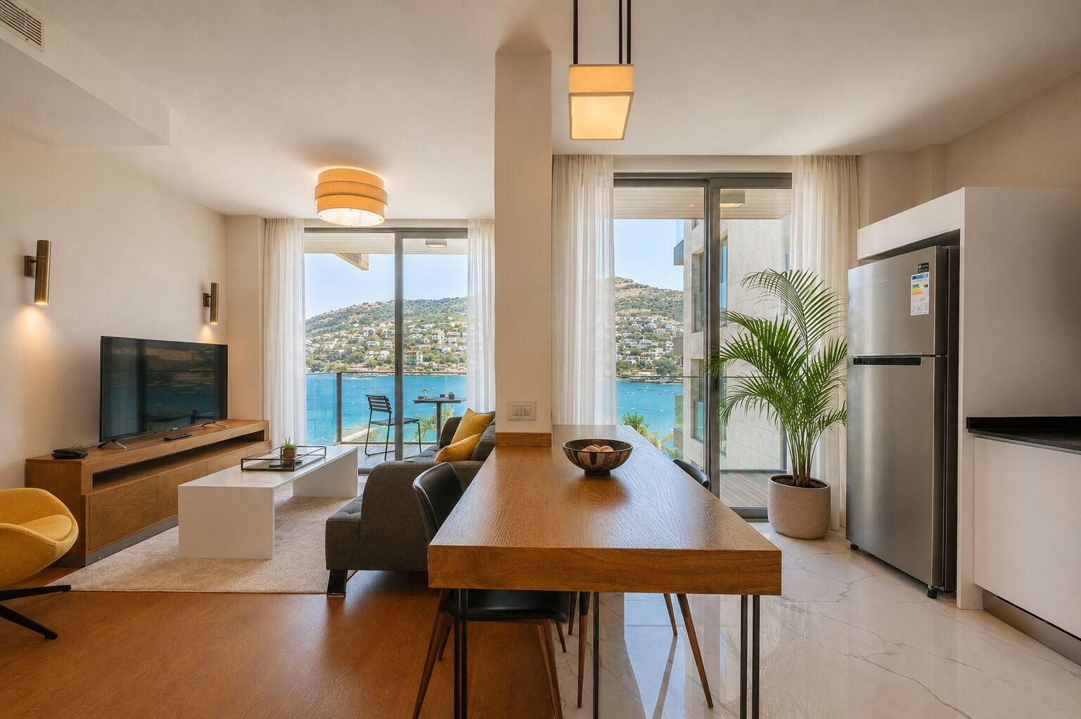 Executive Suites, Sea View | Premium bedding, in-room safe, individually decorated