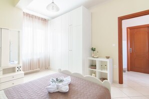 2 Schlafzimmer, schallisolierte Zimmer, Bügeleisen/Bügelbrett