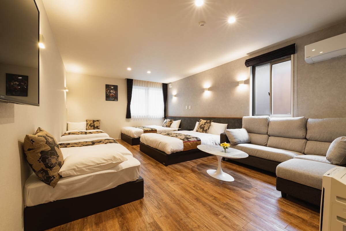 Standard Room, Non Smoking (B) | Free WiFi, bed sheets