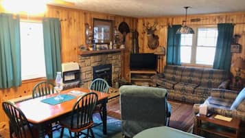 Smart TV, fireplace, DVD player