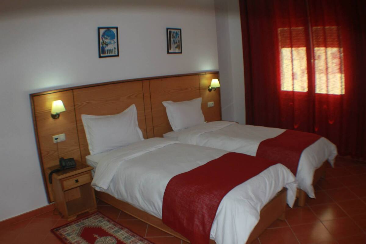Twin Room | Desk, blackout drapes, soundproofing, iron/ironing board (on request)