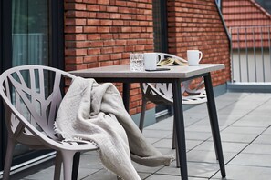Outdoor dining - Boardinghome Apartment 04 - Sand (Oldenburg)