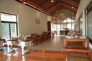 Restaurant - Nature's Sprout Wildmark Kanha Resort (Bichhiya)