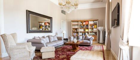 TV, books