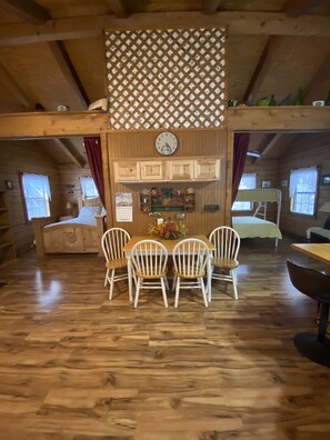 Pillow-top beds, individually decorated, individually furnished - A Peace of Heaven Cabins (Vanderpool)