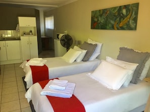 1 bedroom, desk, iron/ironing board, free WiFi