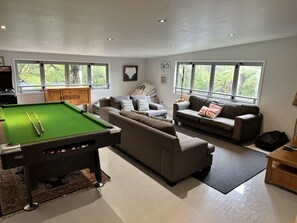 Spielezimmer