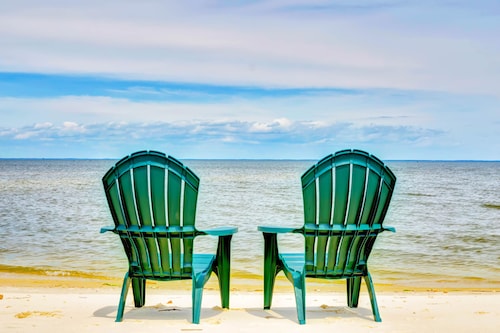 Stunning home w/ direct ocean views, private hot tub & grill - dogs welcome