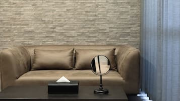 Executive Apartment, Non Smoking (Room 901) | 1 bedroom, premium bedding, memory foam beds, blackout drapes