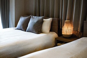 1 bedroom, premium bedding, memory-foam beds, blackout curtains - Crice Hotel Namba II (Osaka)