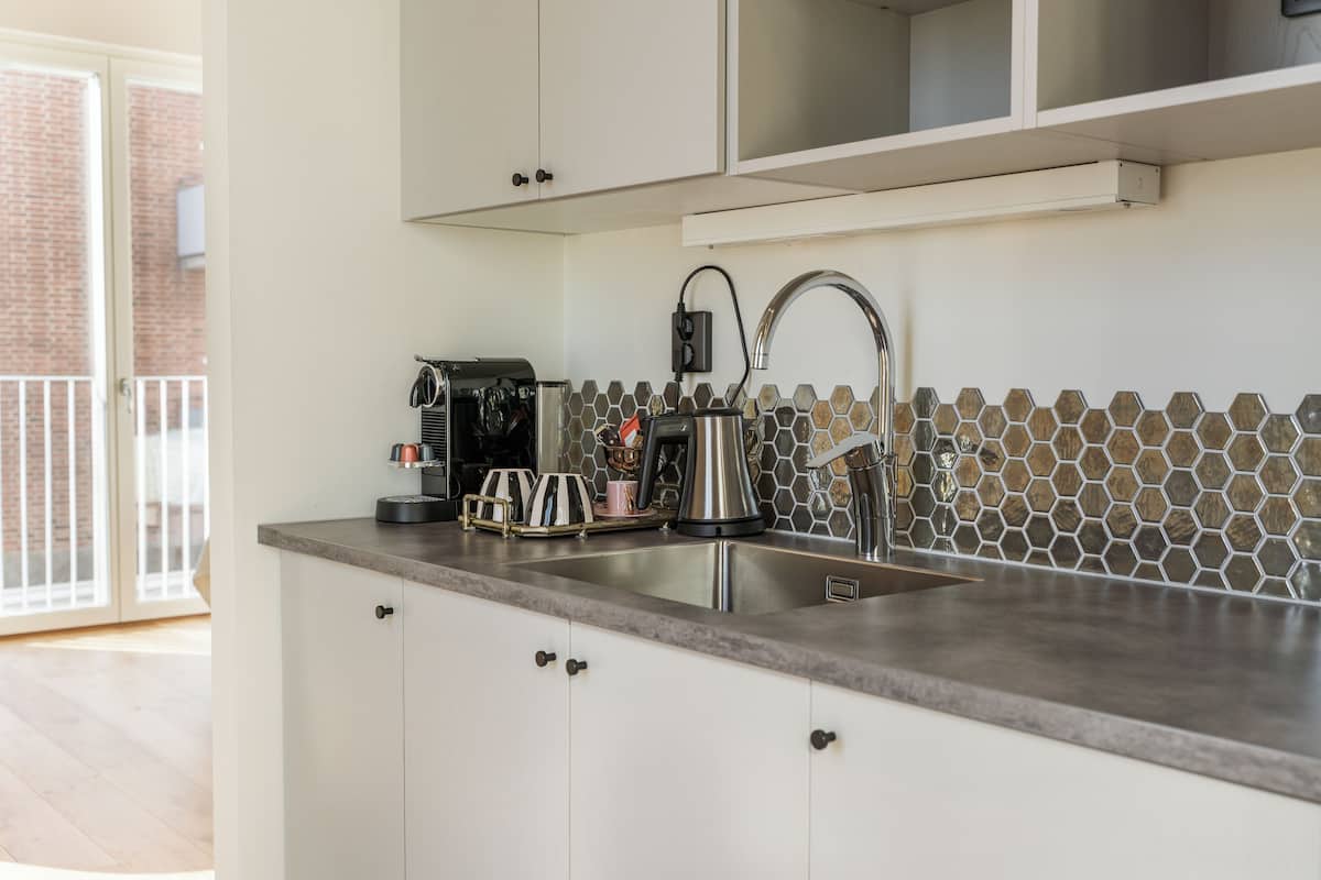 suite (palma) | 1 bedroom, desk, laptop workspace, soundproofing