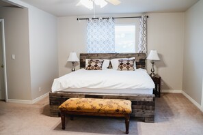 3 dormitorios, tabla de planchar con plancha, wifi gratis y ropa de cama