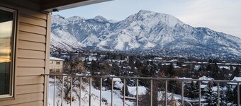 Perfect Location! Perfect View!