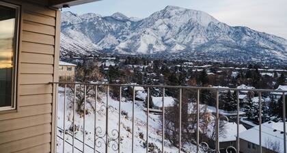 Perfect Location! Perfect View!