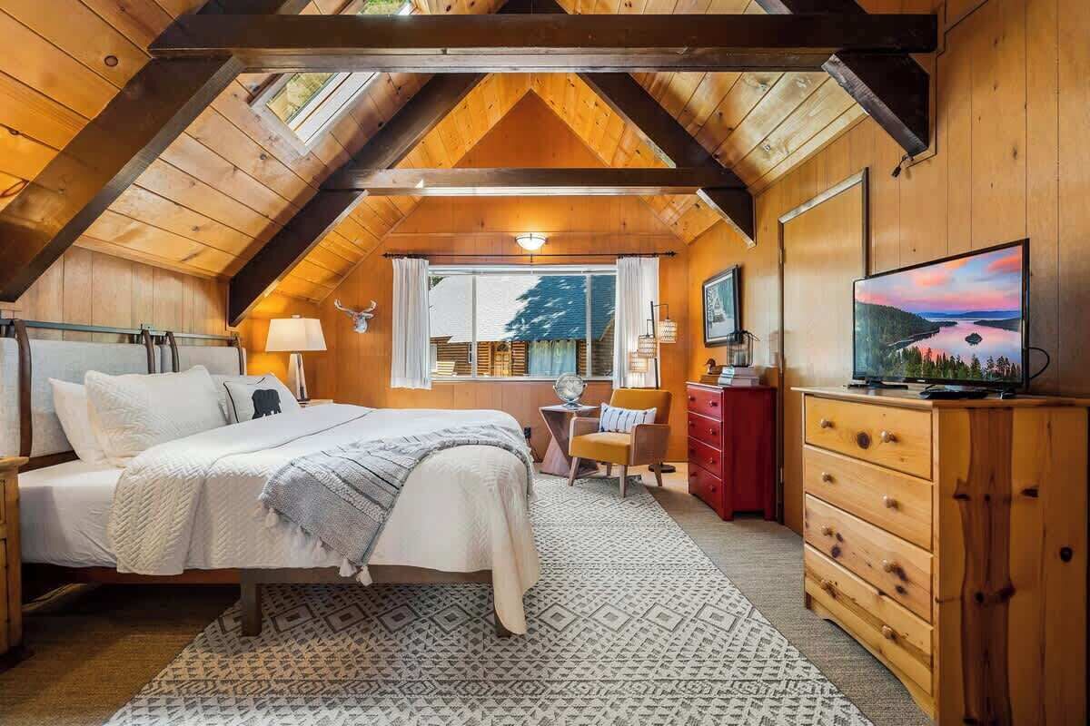 3 camere, una scrivania, ferro/asse da stiro, Wi-Fi gratuito