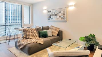 Smart TV, Netflix, streaming services