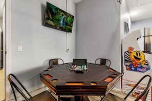 Game room -  Fairway View Villa 5*  luxury – South-Facing Pool & Game Room, Nr Disney & Golf (Davenport)