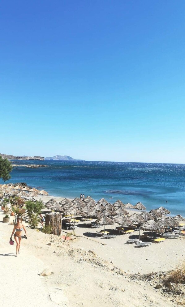 Sun loungers - Villa Olga with beautiful beaches (Agalianos)