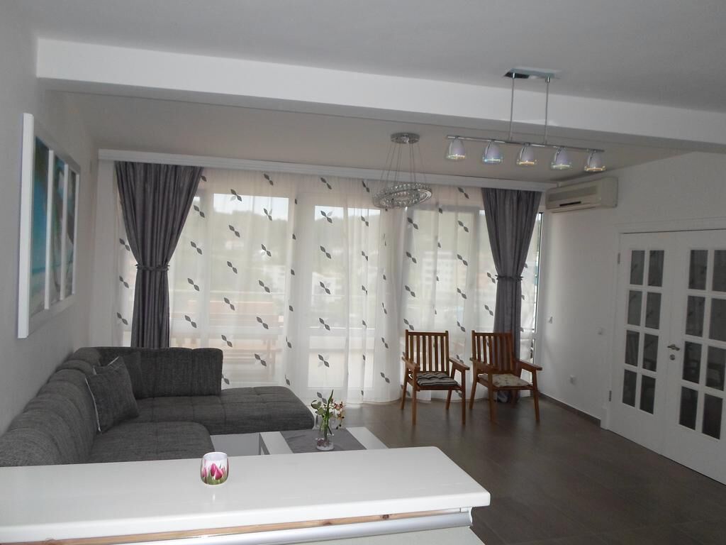 Superior Apartment | Living room