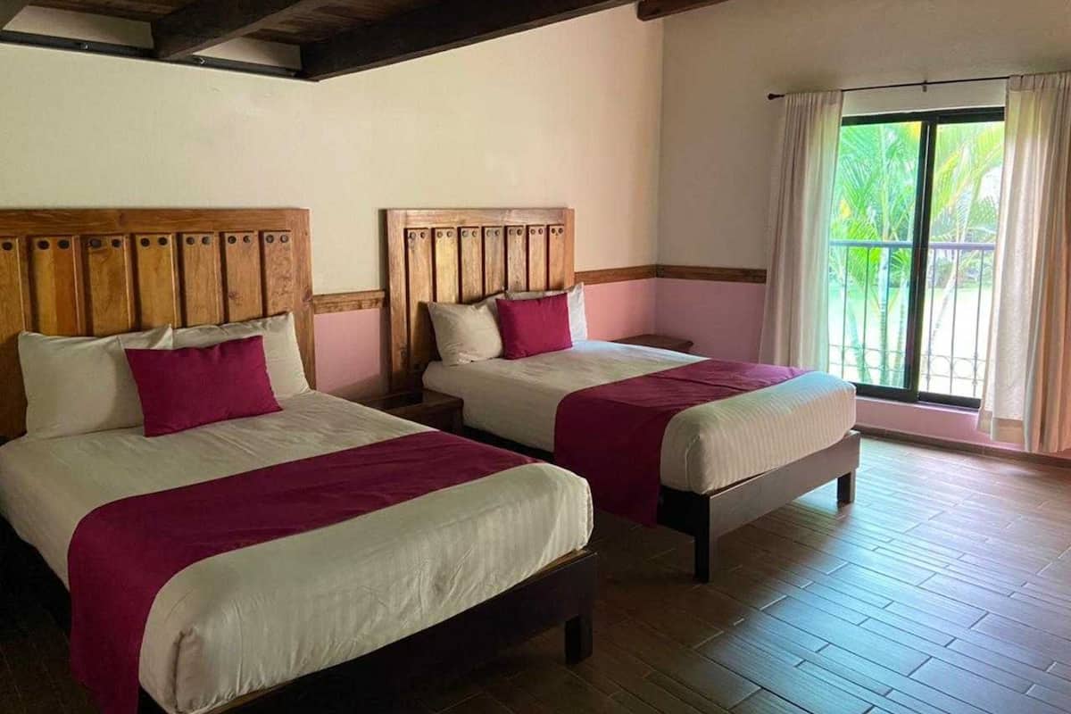 Family Room | Egyptian cotton sheets, premium bedding, down comforters, in-room safe
